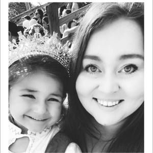 Meet your Posher, Ellen